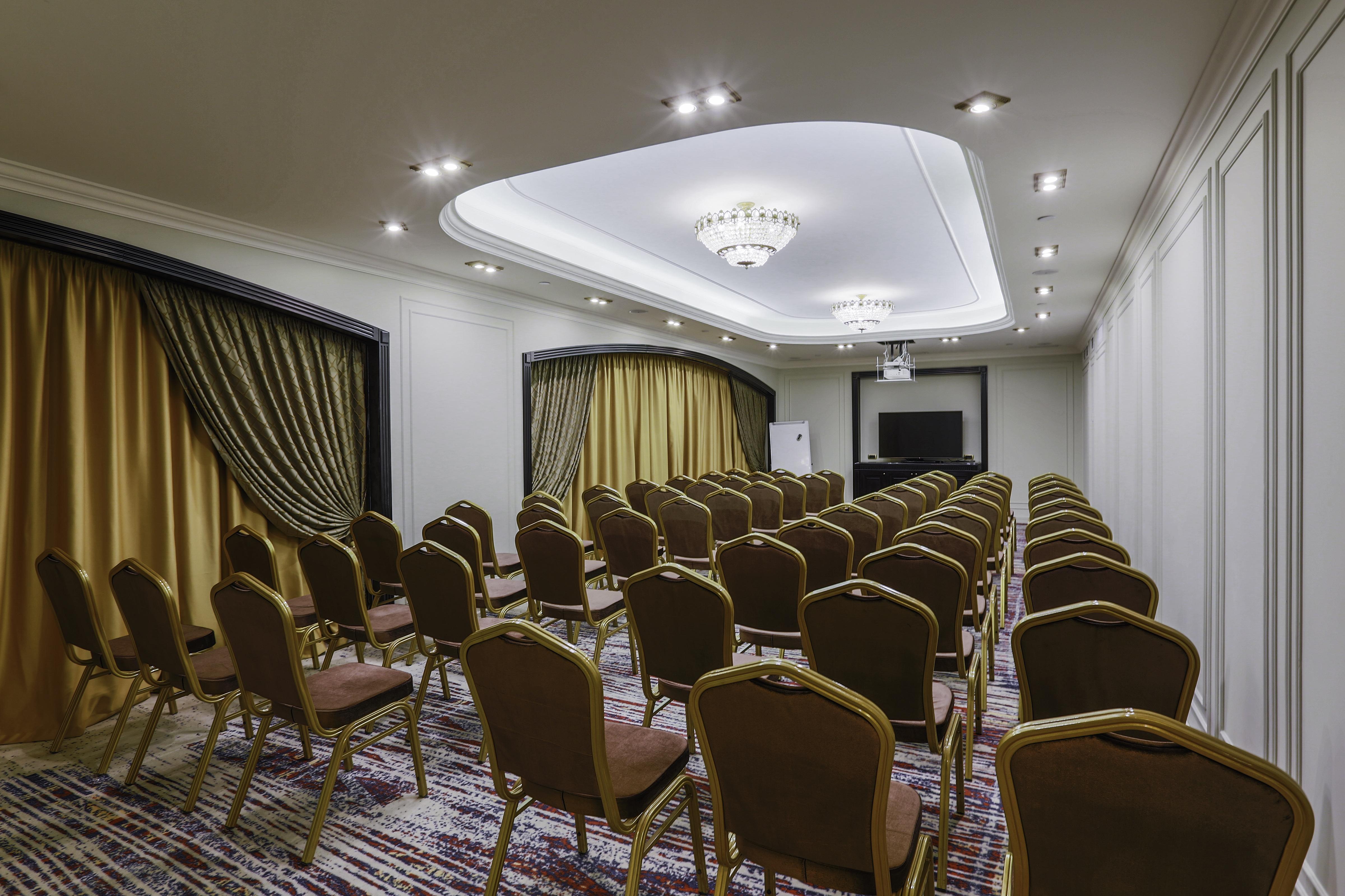 Golden Palace Hotel 예레반 외부 사진