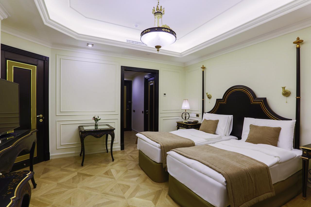 Golden Palace Hotel 예레반 외부 사진